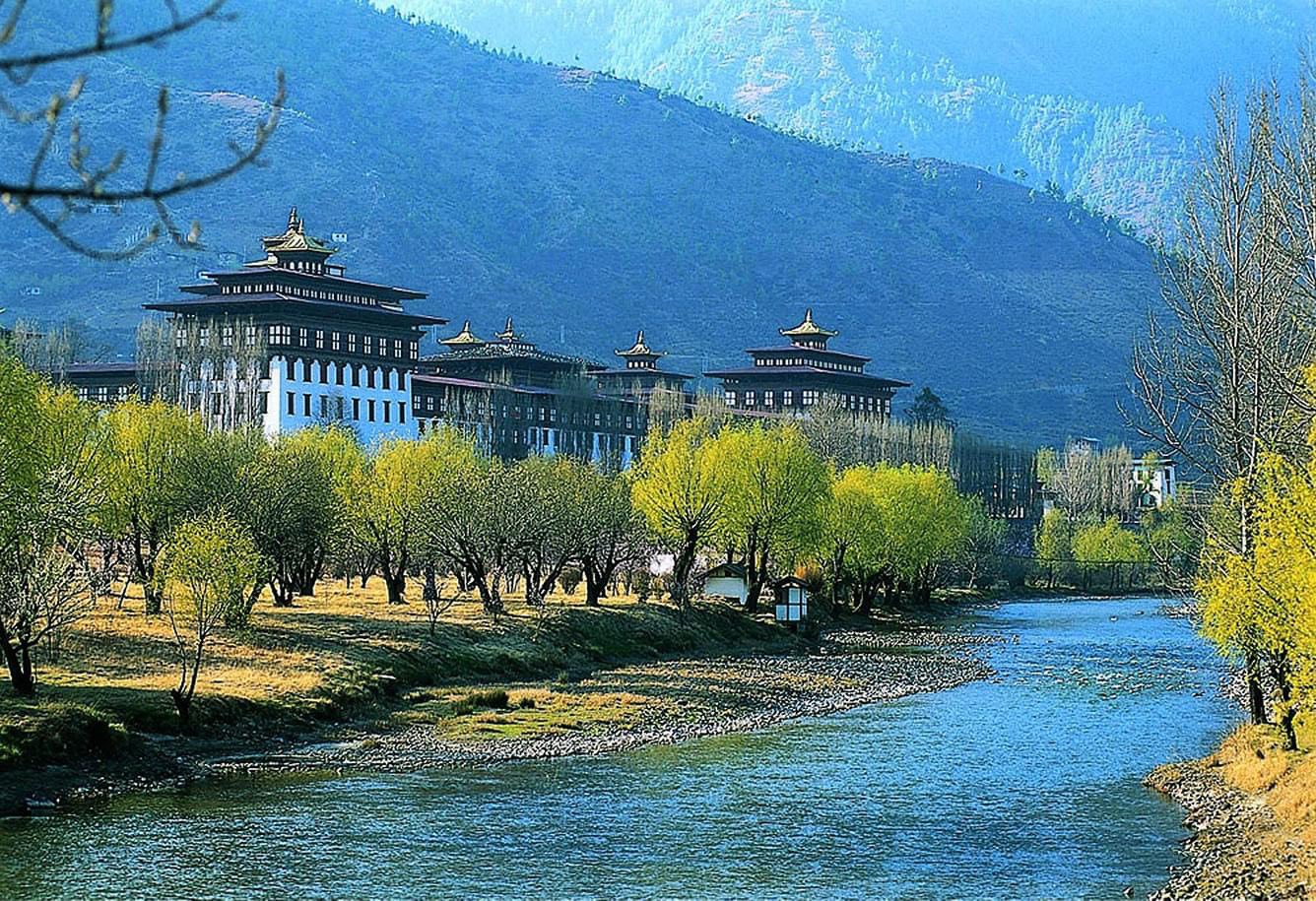 DU LỊCH TÂM LINH PHẬT GIÁO KHÁM PHÁ BHUTAN ĐẤT NƯỚC XINH ĐẸP HẠNH PHÚC NHẤT THẾ GIỚI ẨN MÌNH TRONG DÃY HIMALAYA HÙNG VỸ VÀ BÍ ẨN ĐẾN ĐỂ CẢM NHẬN TOUR 5 NGÀY TỪ HÀ NỘI TP HỒ CHÍ MINH GIÁ RẺ CHƯA TỪNG CÓ 